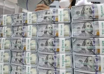 دلار از چشم بانک‌های مرکزی افتاد