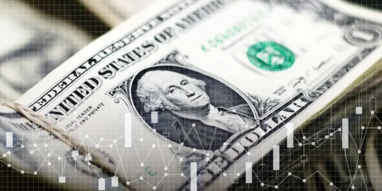 قیمت دلار در عید نوروز، خوش‌بینانه 150 هزار تومان است / کف قیمت طلا به ۱۵ میلیون تومان رسید